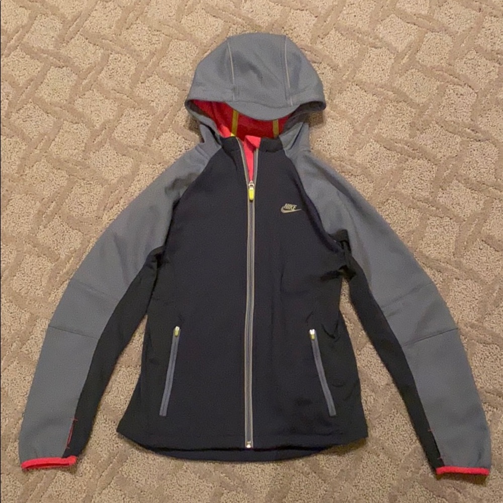 Nike ECU girl’s gray jacket size medium
